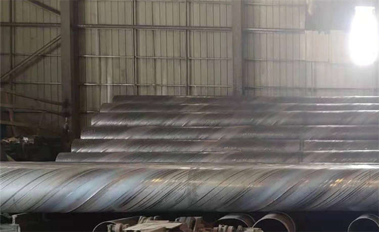 DN700-10mm螺旋鋼管，1850螺旋焊管，900mm螺旋焊管，鋼材場900mm螺旋焊管